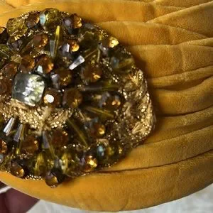 ? The Robbins St Louis Vintage Pill Box Hat Vintage | Accessories | The Robbins St Louis Vintage Pill  main image 3
